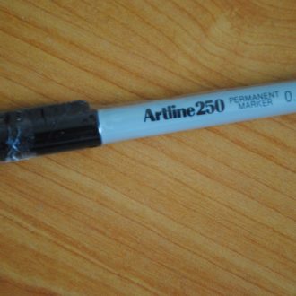 Artline 250 Permanent Marker 0.4mm